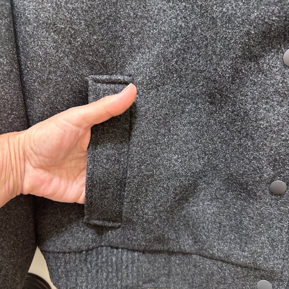 Well Worn Women's Bomber Style Jacket Coat Size L Charcoal Gray Contemporary NEW - Picture 5 of 15